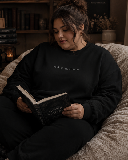 Book Obsessed Aries / Sweatshirt